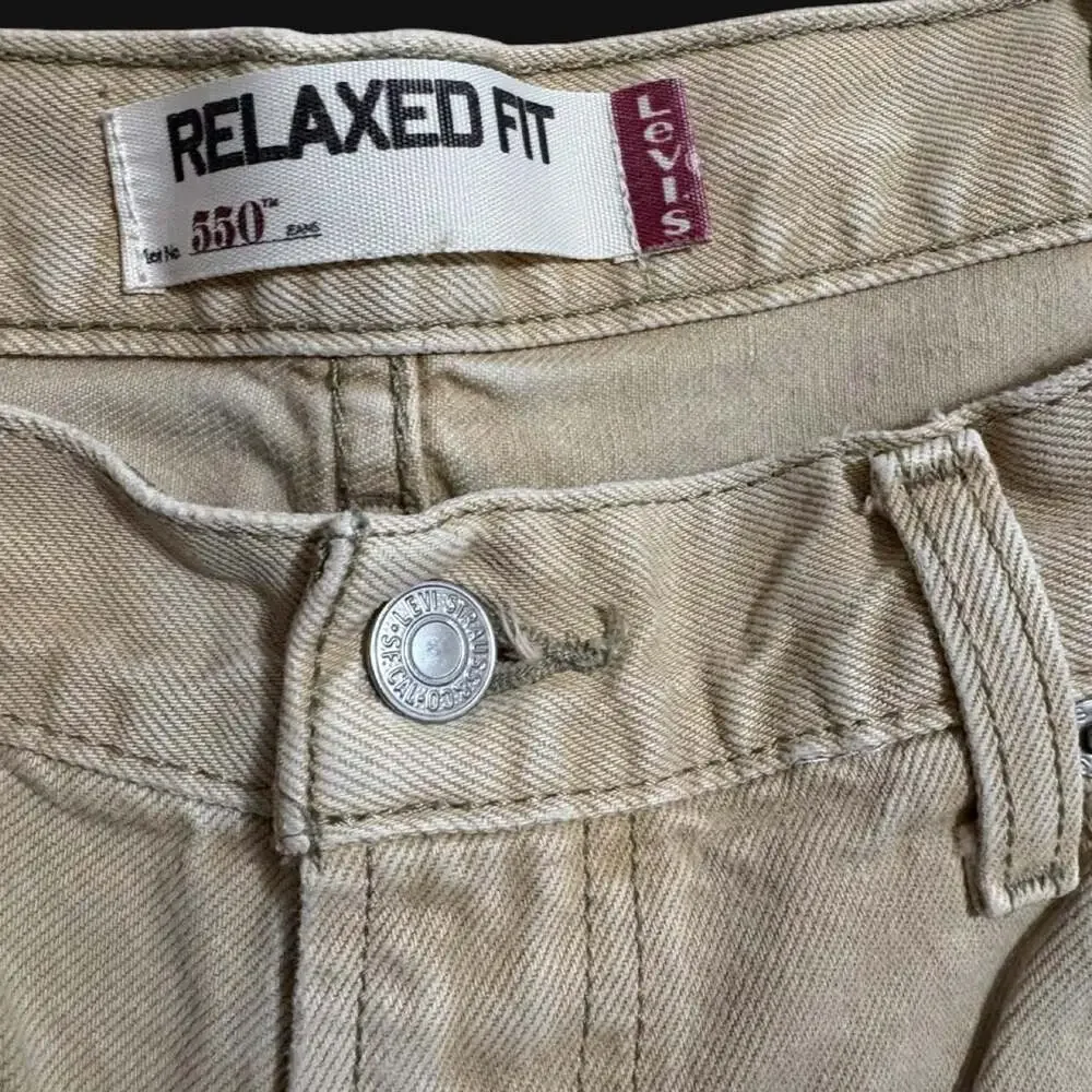 Vintage Levi's 550 Relaxed Fit Jeans Khaki Tan 38x30